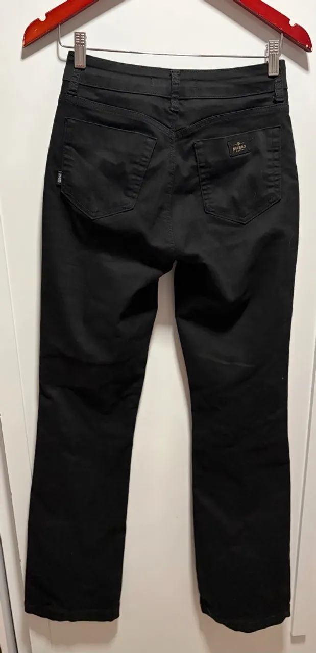 Calça alfaiataria em sarja bootcut - Foto 2