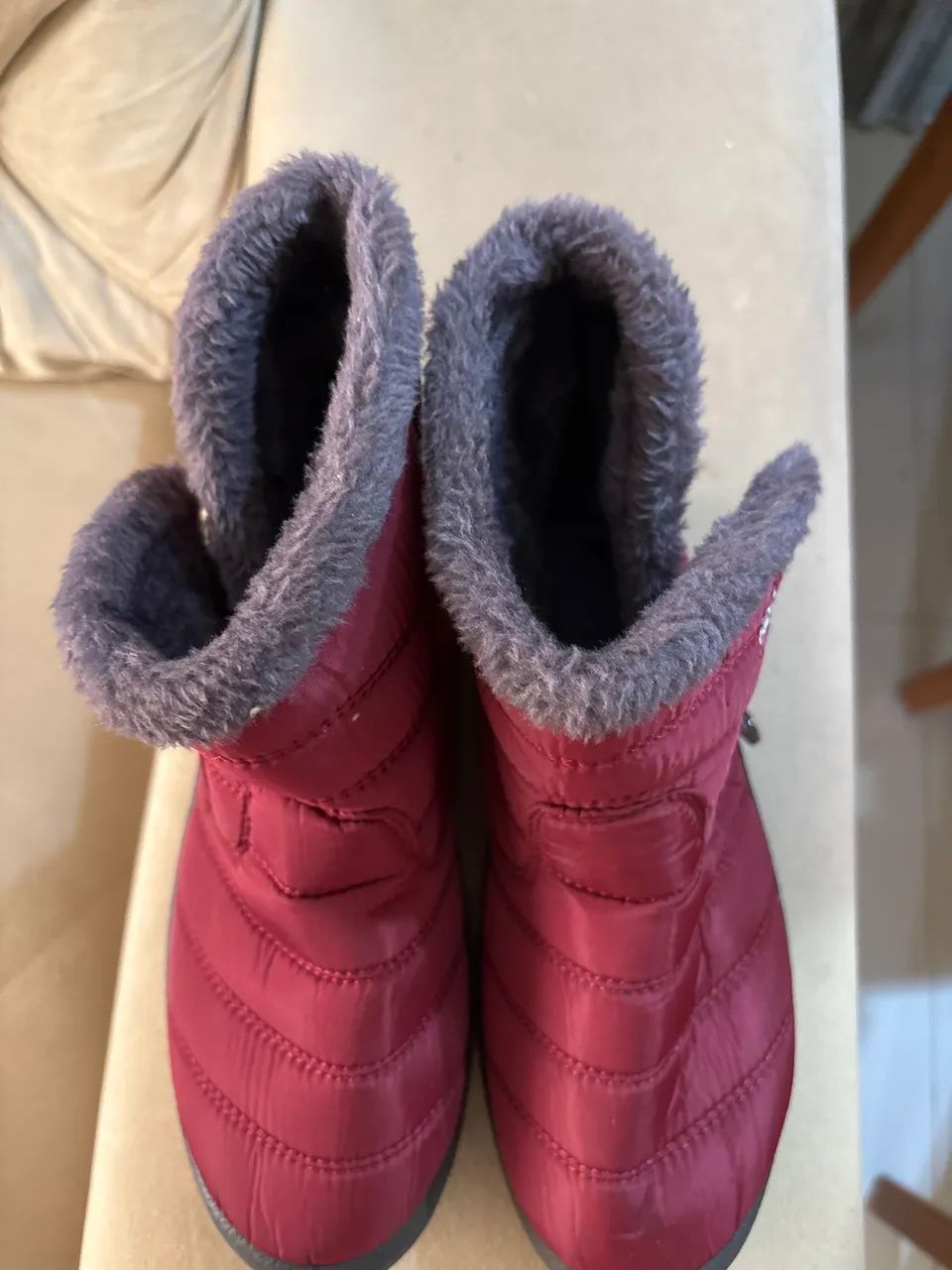 Vendo bota feminina impermeável  - Foto 3