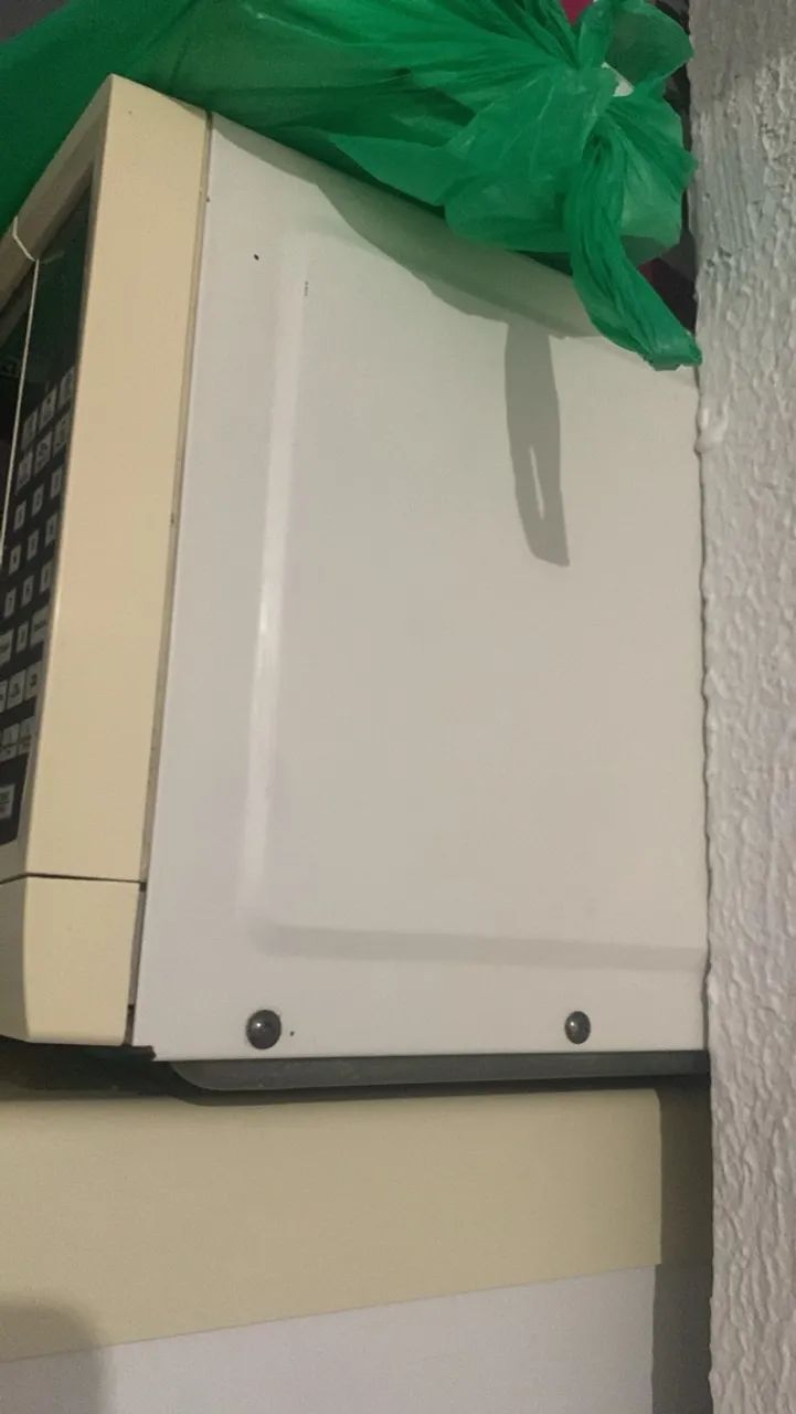 Vendo microondas COM DEFEITO  - Foto 3