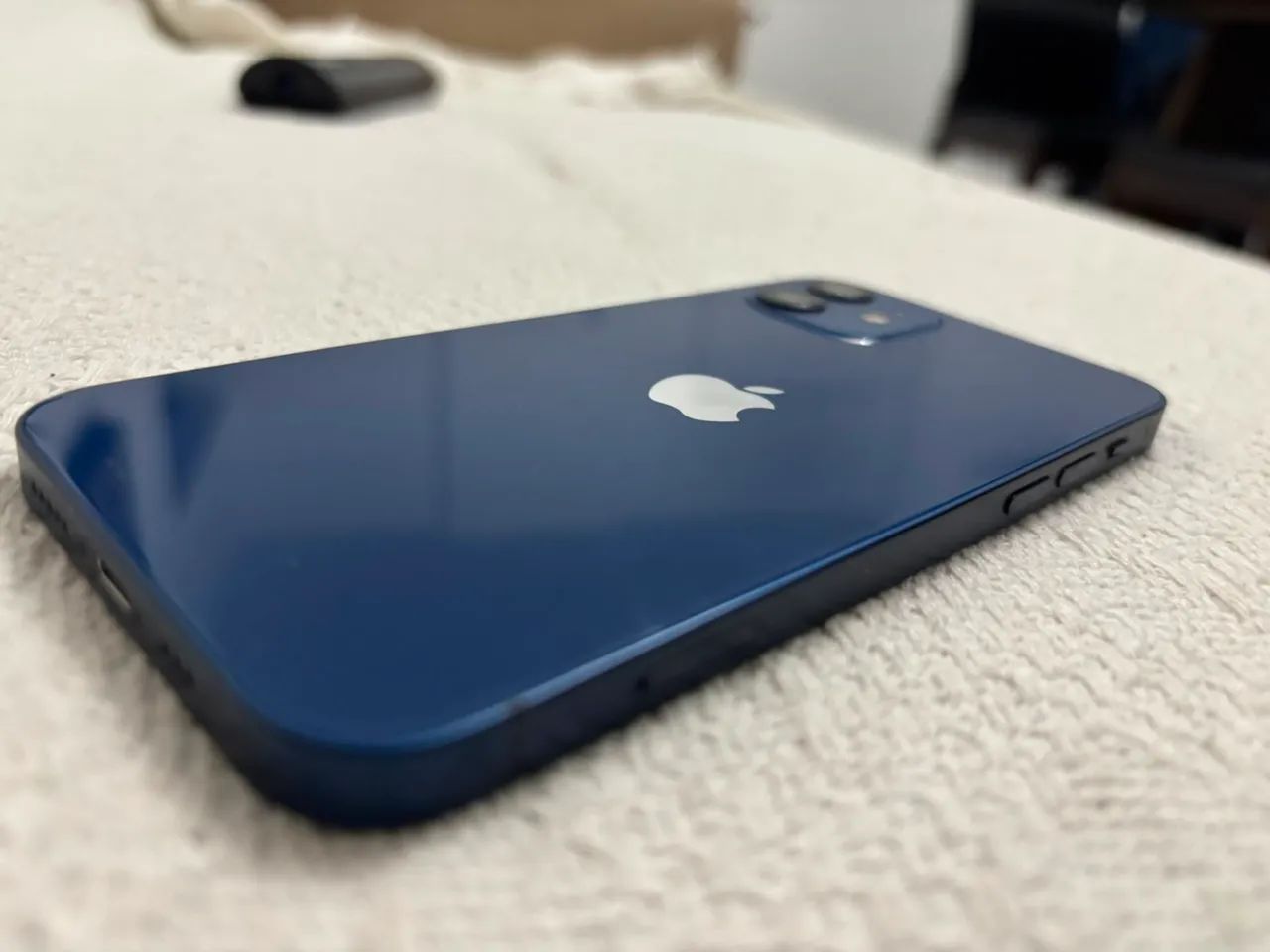 Vendo IPhone 12 - Impecável!!!