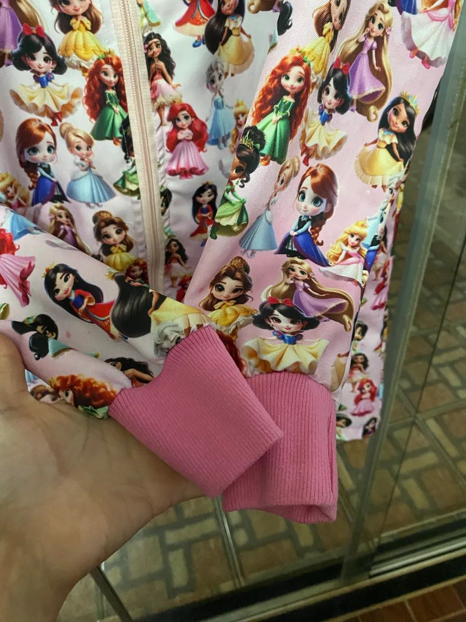 Jaleco princesas tamanho P - Foto 4