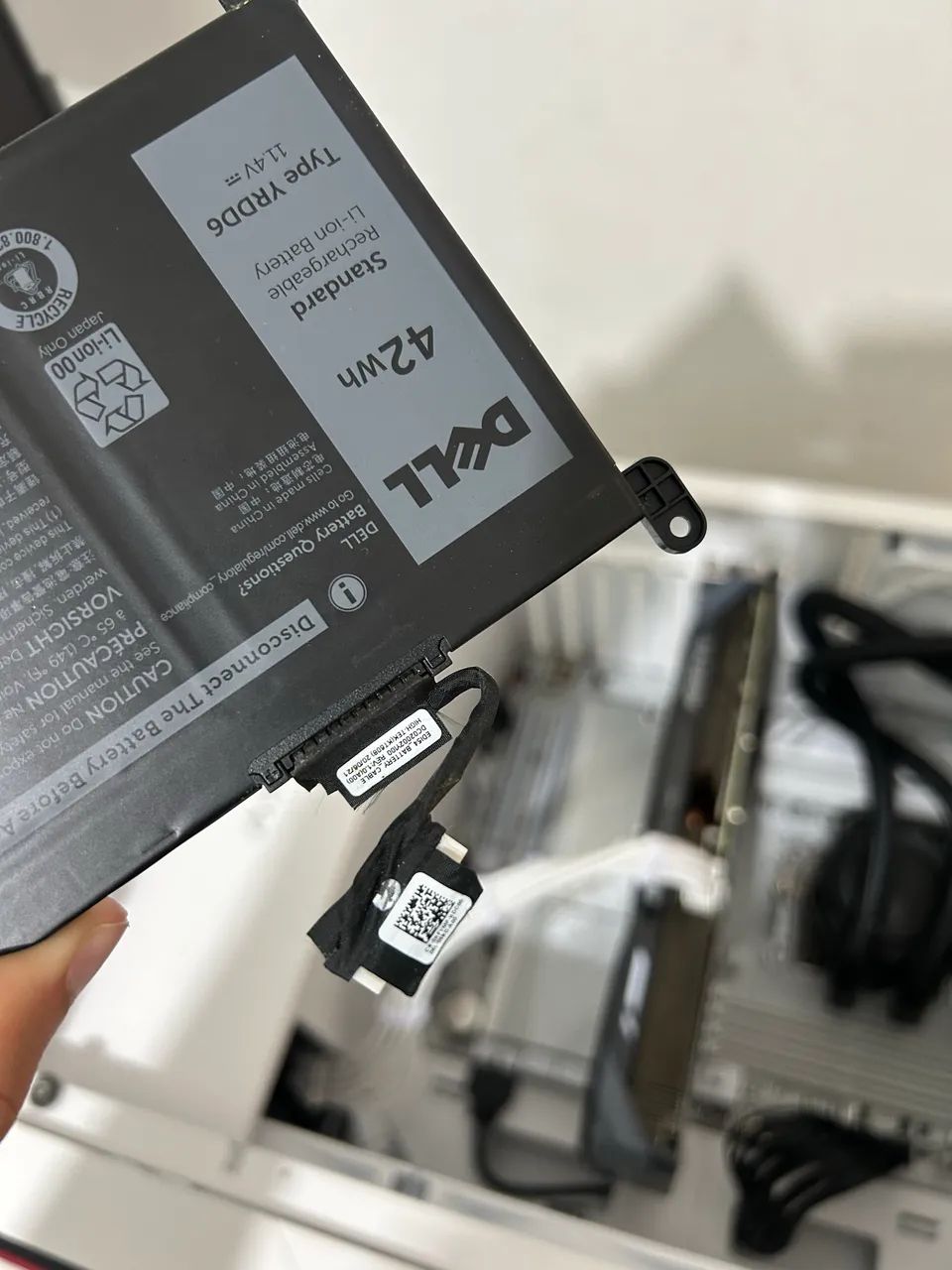 Bateria original retirada DELL INSPIRON 15 modelo p75f  - Foto 4