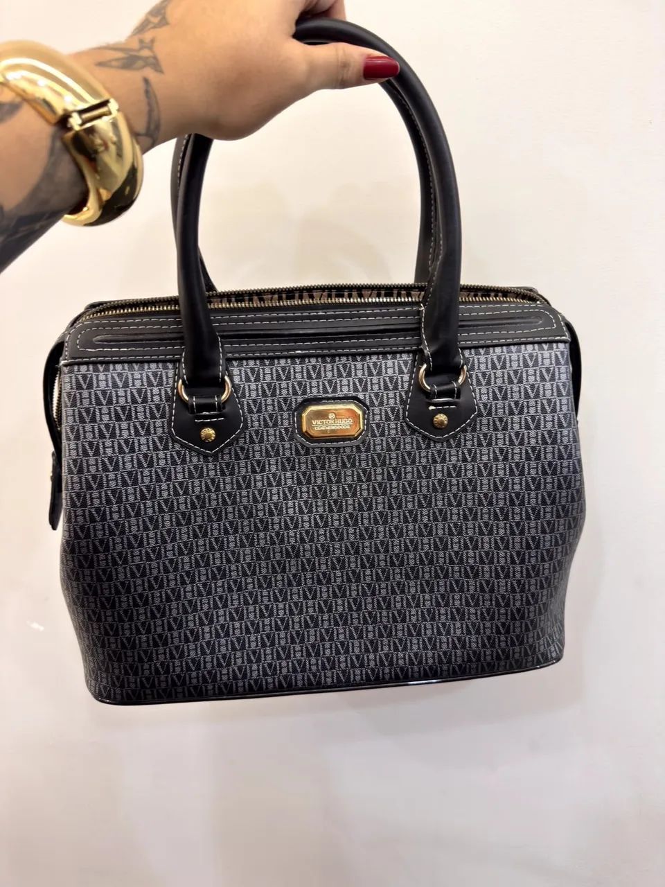 Bolsa Vítor Hugo  