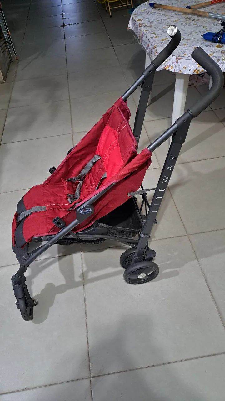 Carrinho para bebê ( chicco )