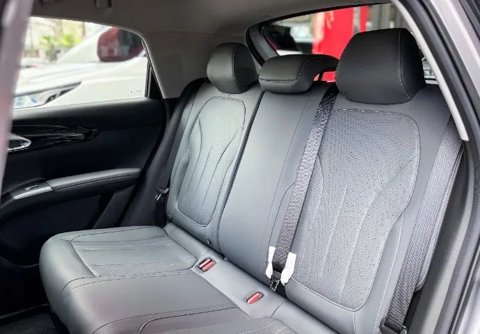Geely EX2 Pro 2026 - Foto 5