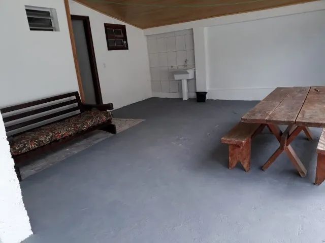 casa com piscina e cinco quartos em praia de Itapoá sc  - Foto 4