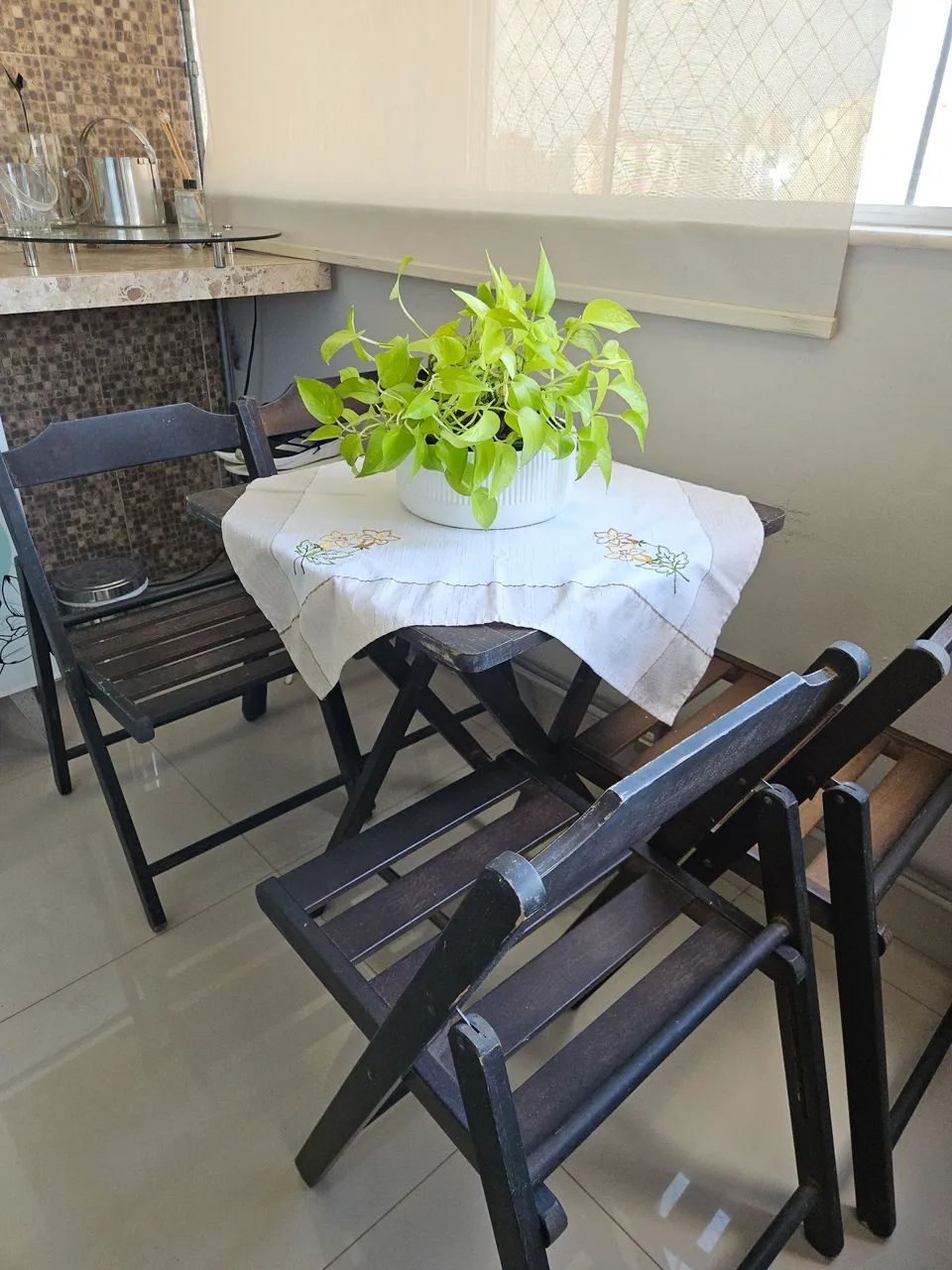 Mesa em Madeira - Foto 4