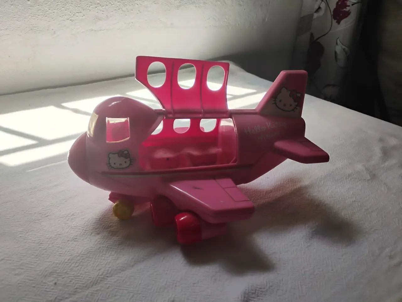 Avião hello kitty 
