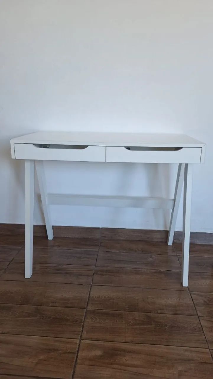 Escrivaninha em MDF 2 gavetas - Foto 3