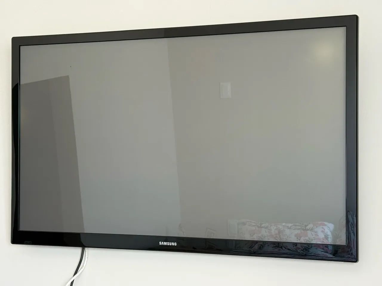 Tv samsung 50 polegadas, sem imagem/imagem queimada.