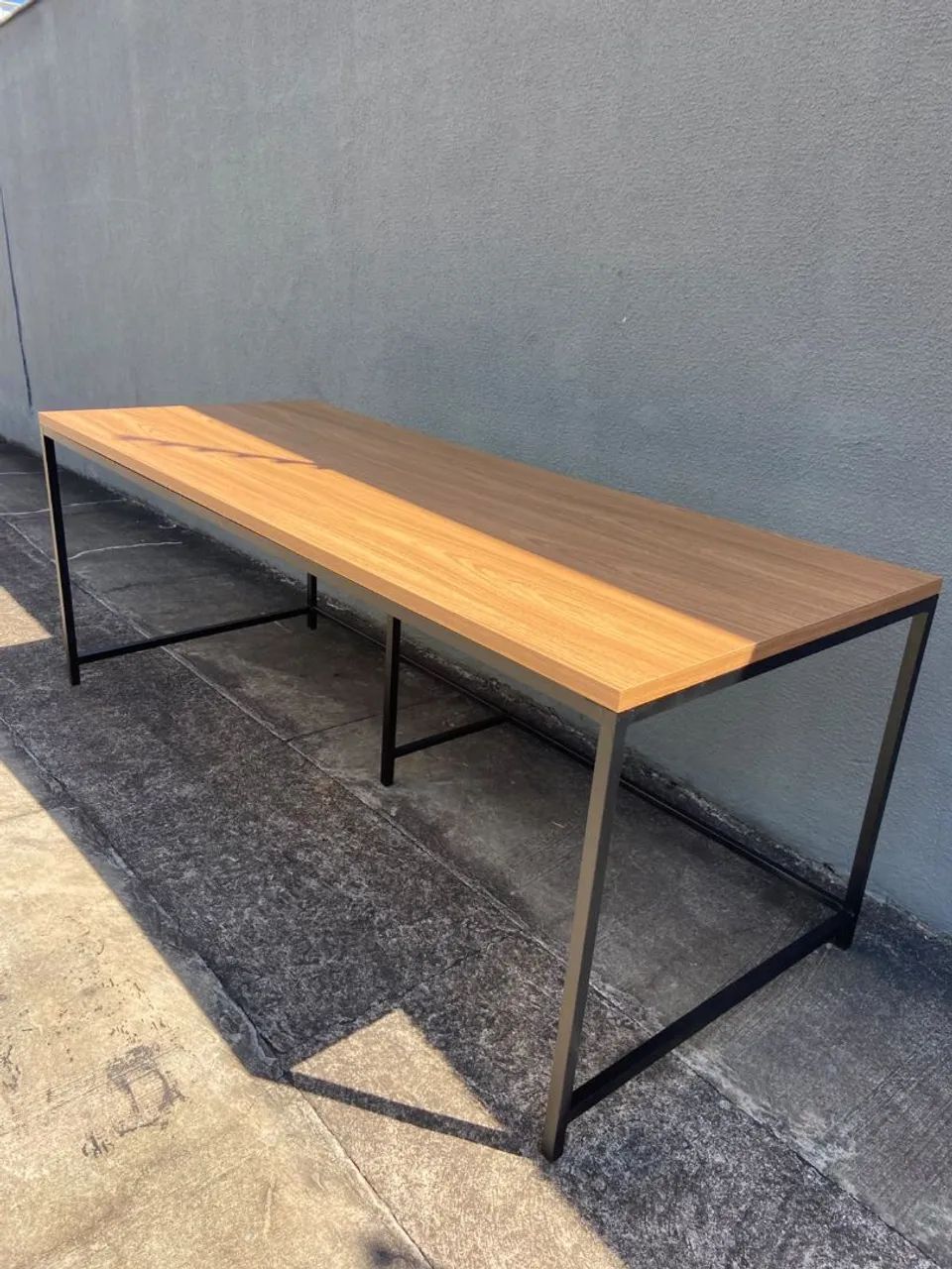 Mesa industrial reforçada