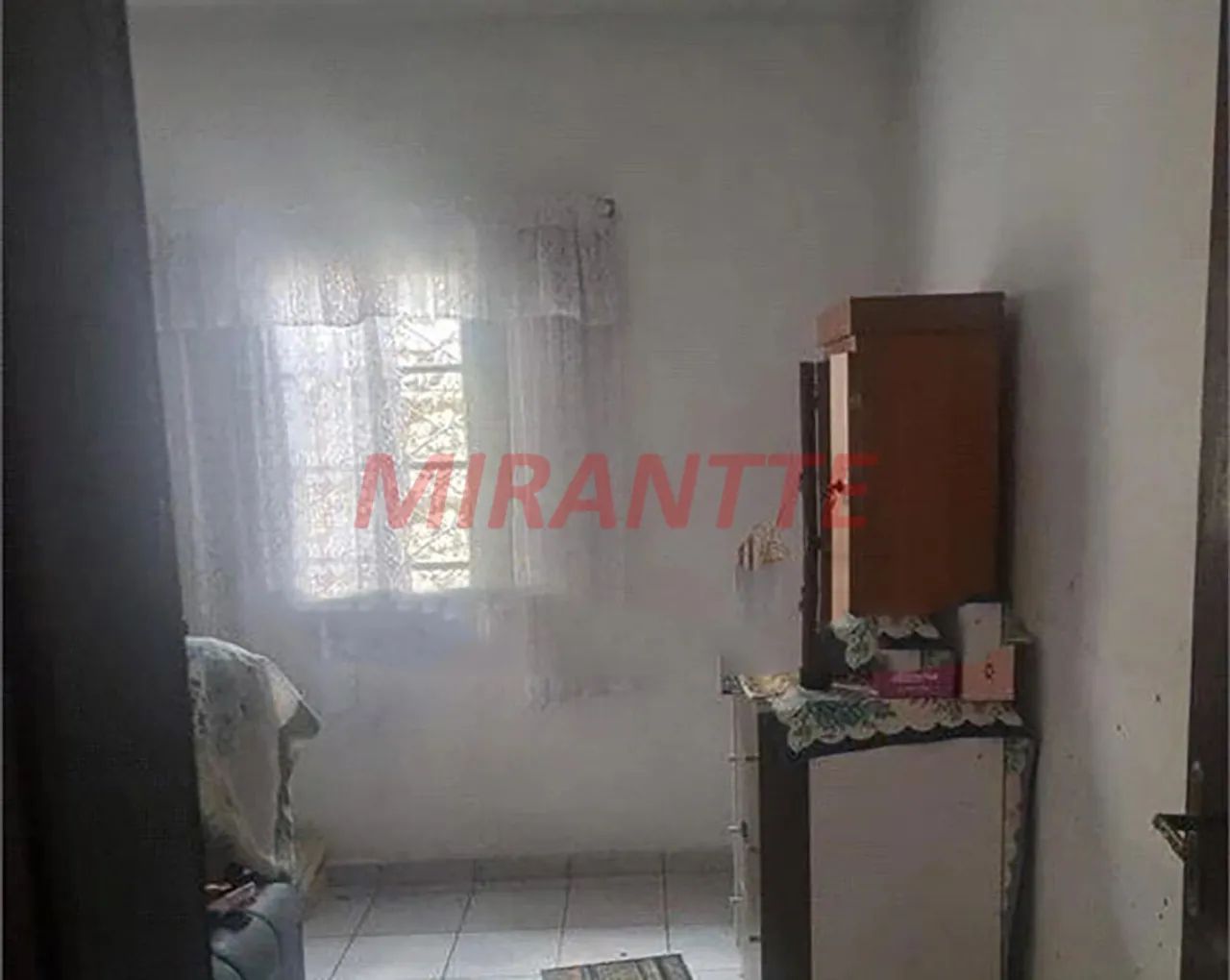 Casa terrea de 200m² com 4 quartos em Vila Nivi - Foto 4