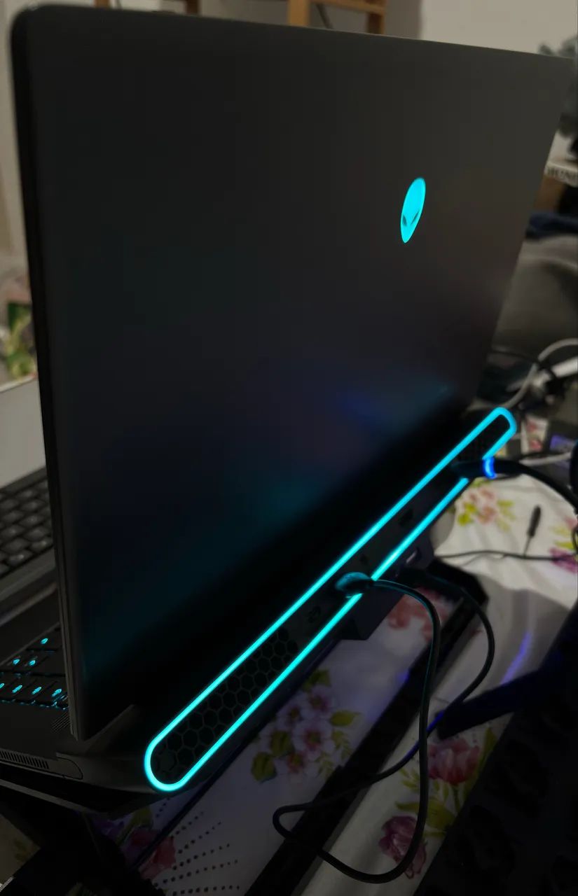 Notebook Dell Alienware M15 R7 - Foto 3