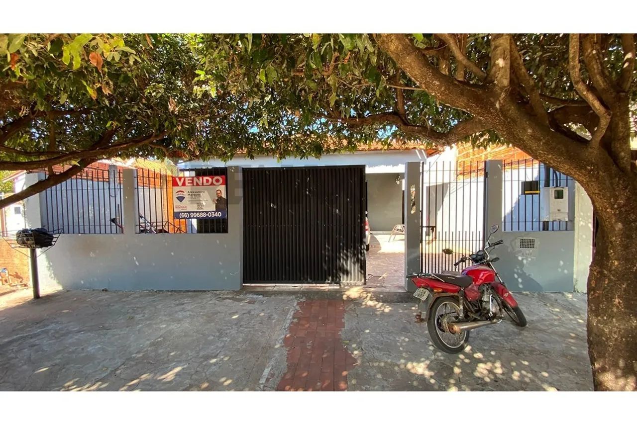 VENDO CASA NO BAIRRO VILA OPERÁRIA