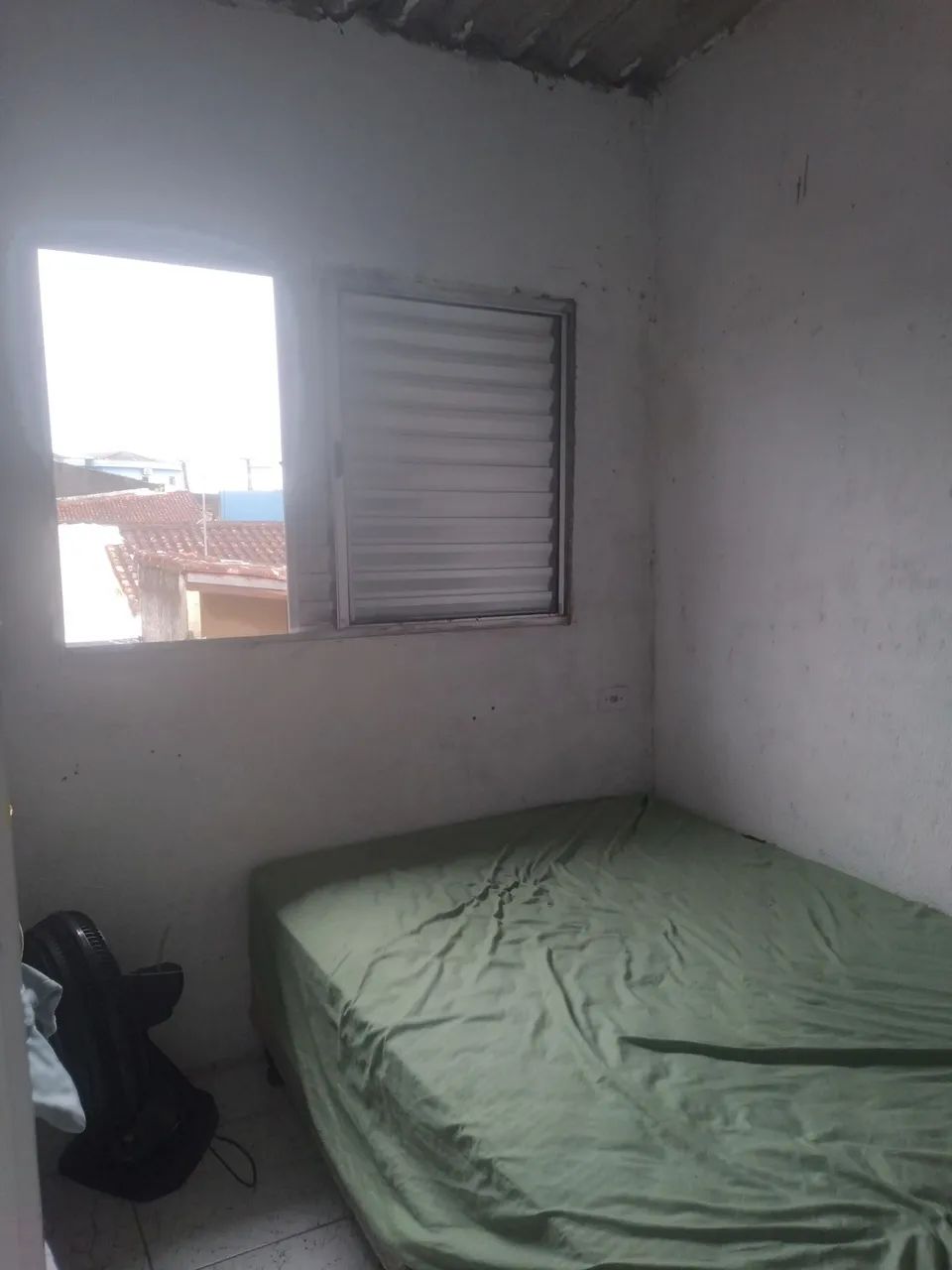 Alugo casa sobreposta ,   sem garagem - Foto 5