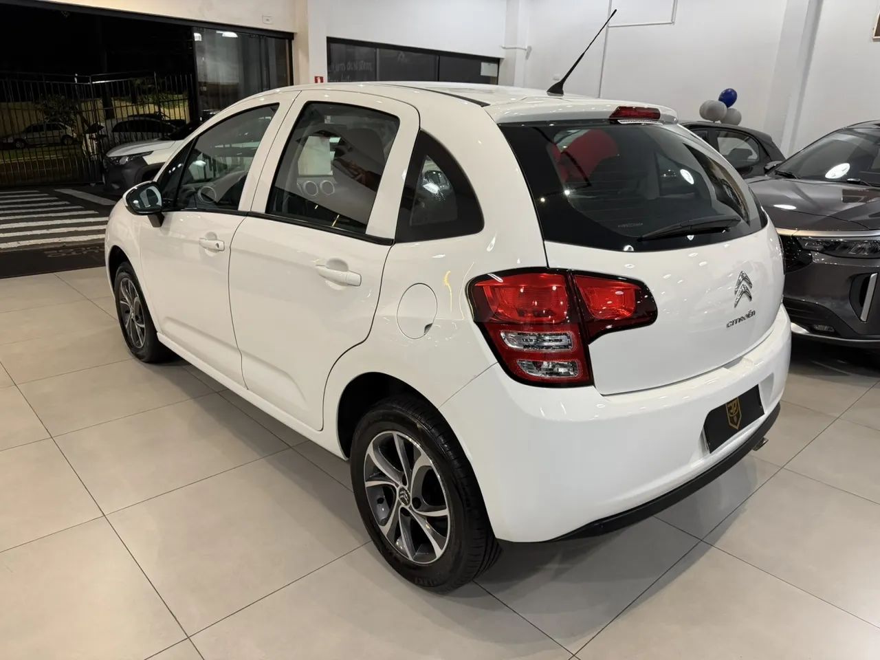 Citroen C3 Attraction Pure Tech 1.2 Flex 12V MEC 2017 - Foto 4