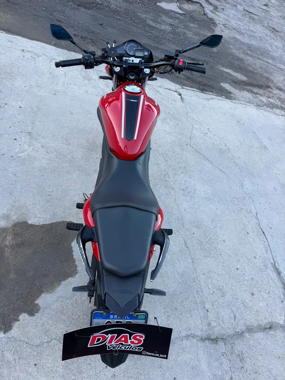 HONDA CB300R 2011 - Foto 5