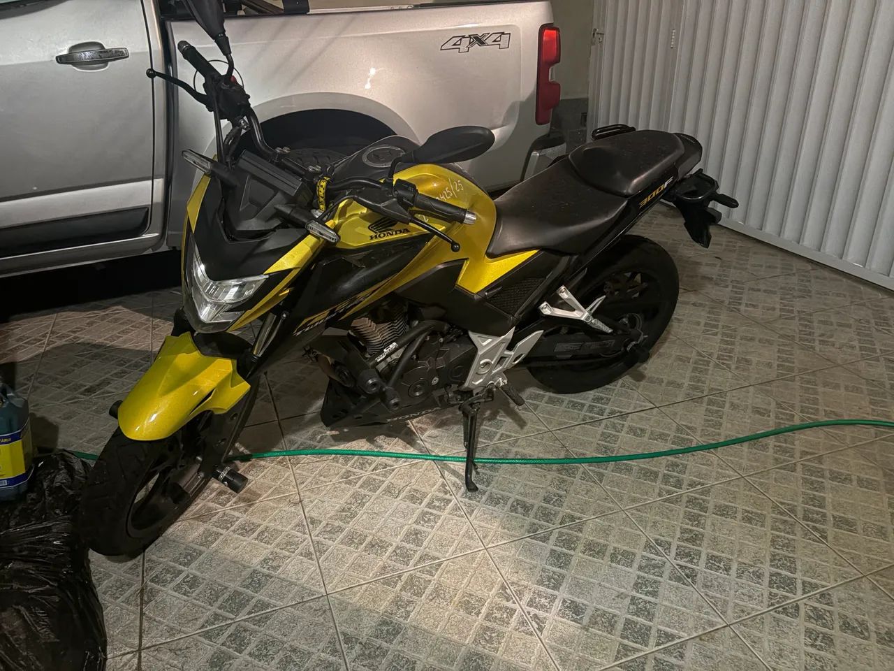 Cá 300f bem cuidada e no preço  - Foto 3