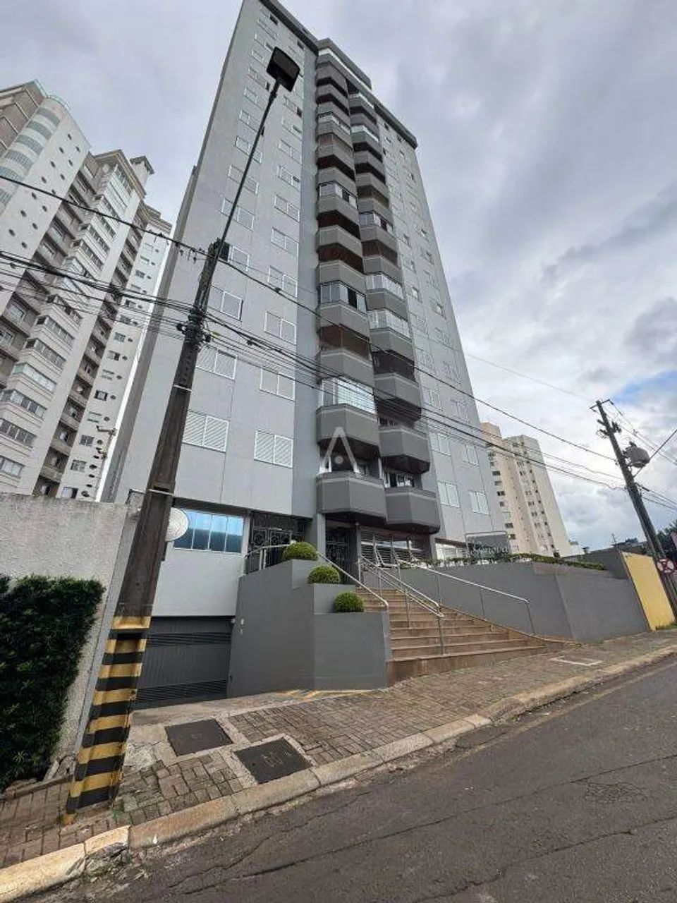 Apartamento mobiliado no Centro de Cascavel