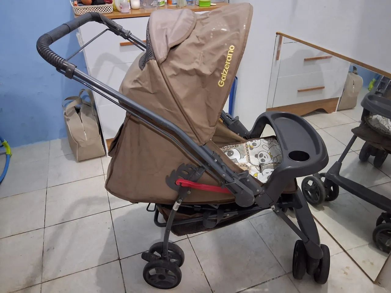 Esse valor é pra vender logo carrinho de bebê galzerano