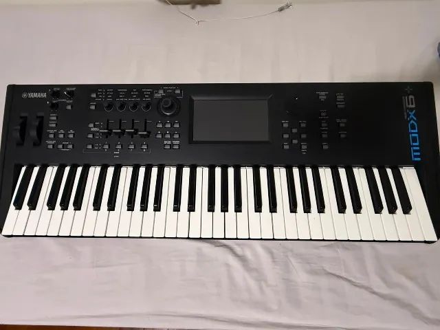 Yamaha MODX 6 Plus - Foto 3