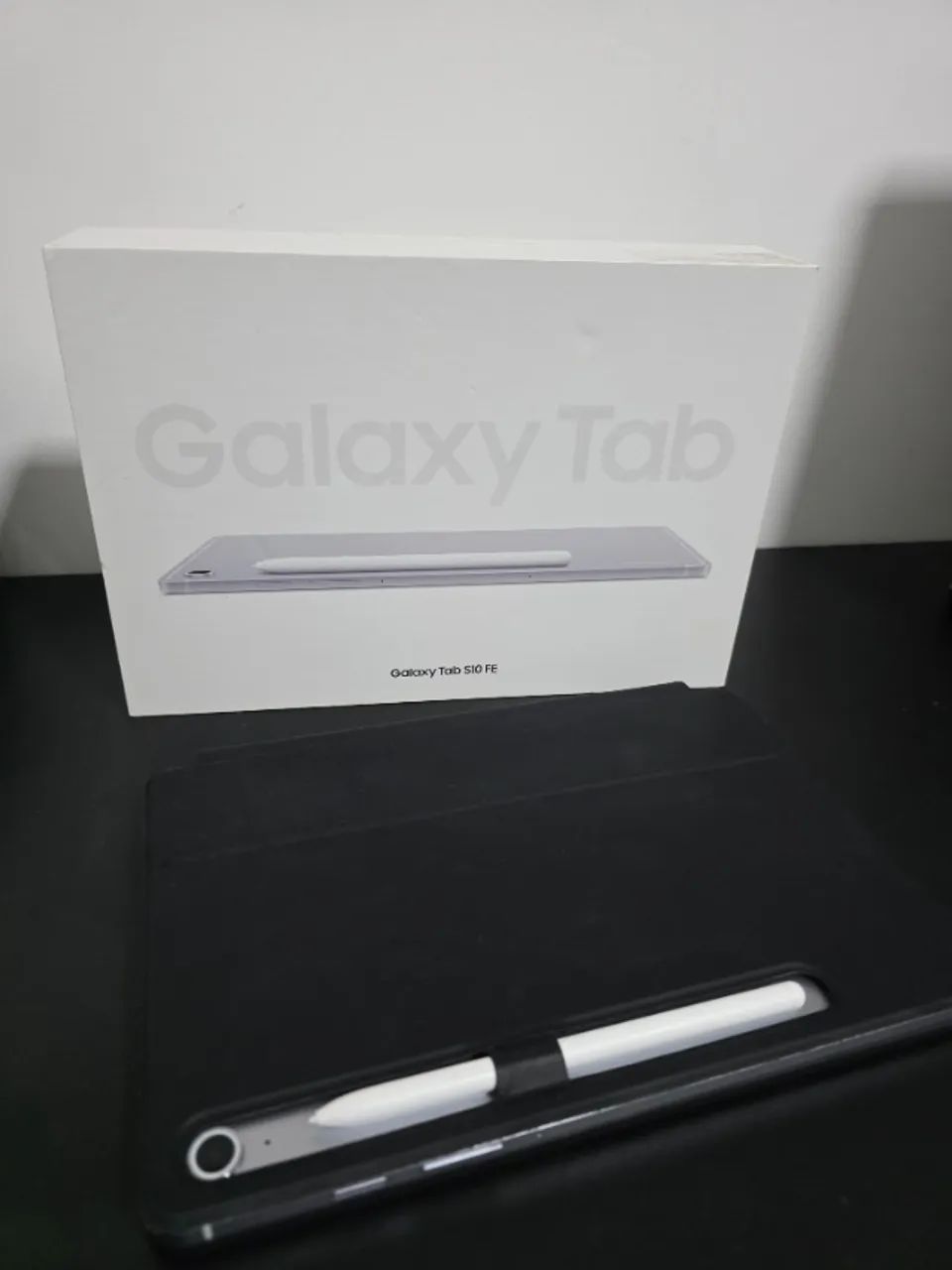 Tablet Samsung Galaxy Tab S10 FE com Capa e Caneta S Pen 8GB RAM 128GB 10,9" - Foto 3