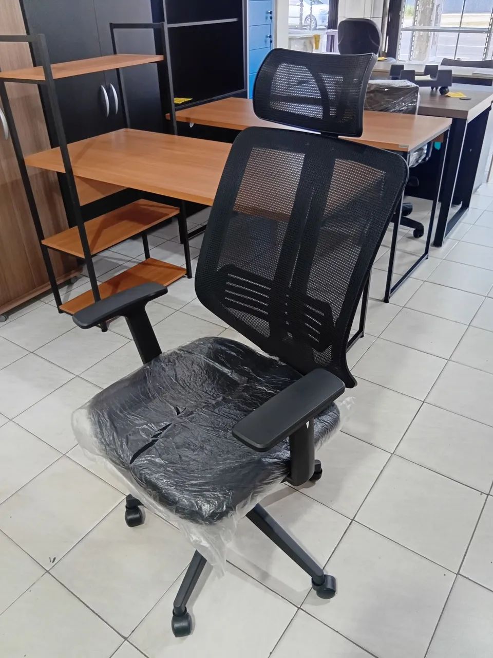 Cadeira para escritório na cidade de Belém  - Foto 2