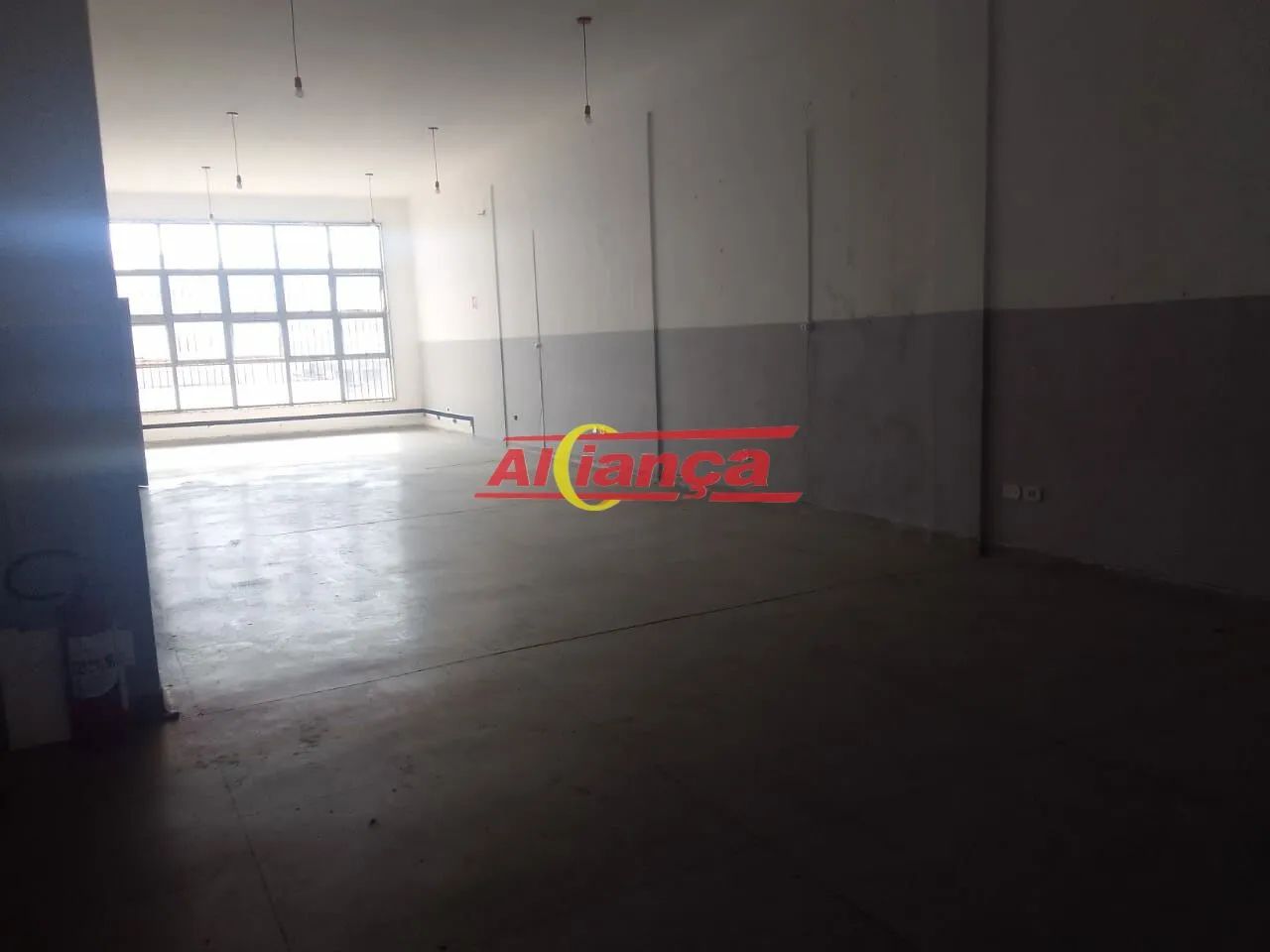 SALÃO COMERCIAL PARA LOCAÇÃO 200m² NO GOPOUVA - Foto 3