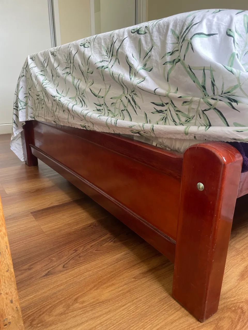 Cama de casal em madeira maciça  - Foto 4