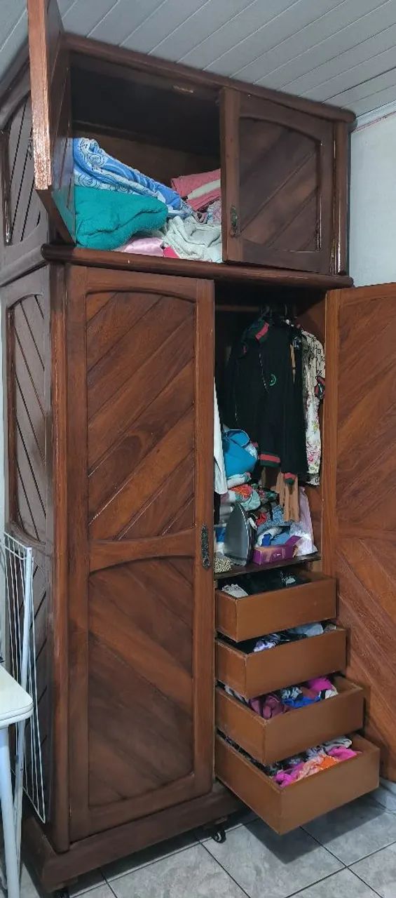 Guarda roupa de madeira  - Foto 3