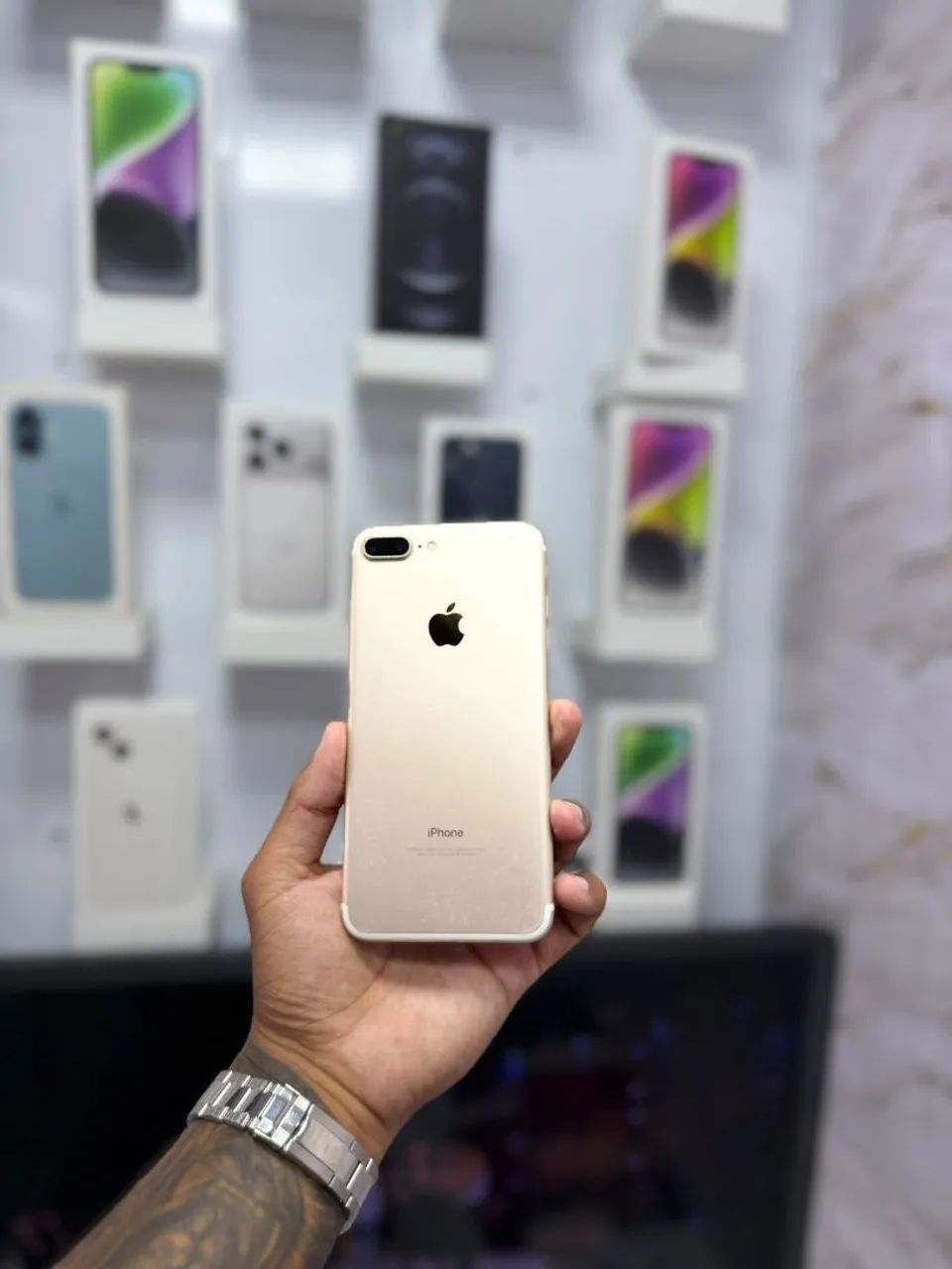 IPHONE 7 PLUS 128GB<br>R$ 399,00 - Celulares e Smartphones IPHONE 7 PLUS 128GB<br>R$ 399,00 - Celulares e Smartphones