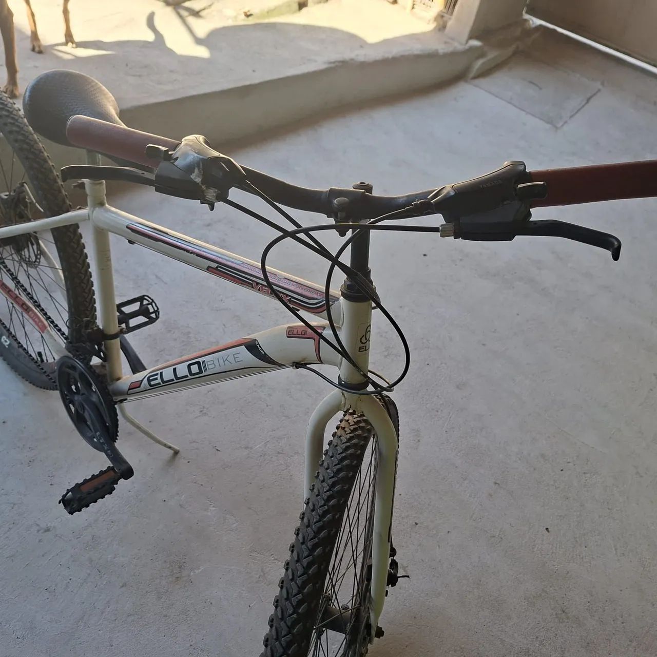 aro 29. bicicleta semi nova.  com marcha.                                                . - Foto 5