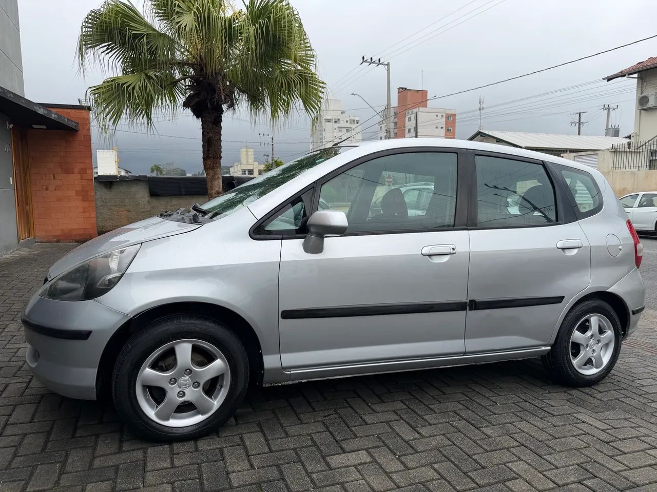 Honda Fit LXL 1.4/ 1.4 Flex 8v/16v 5P Aut. 2005