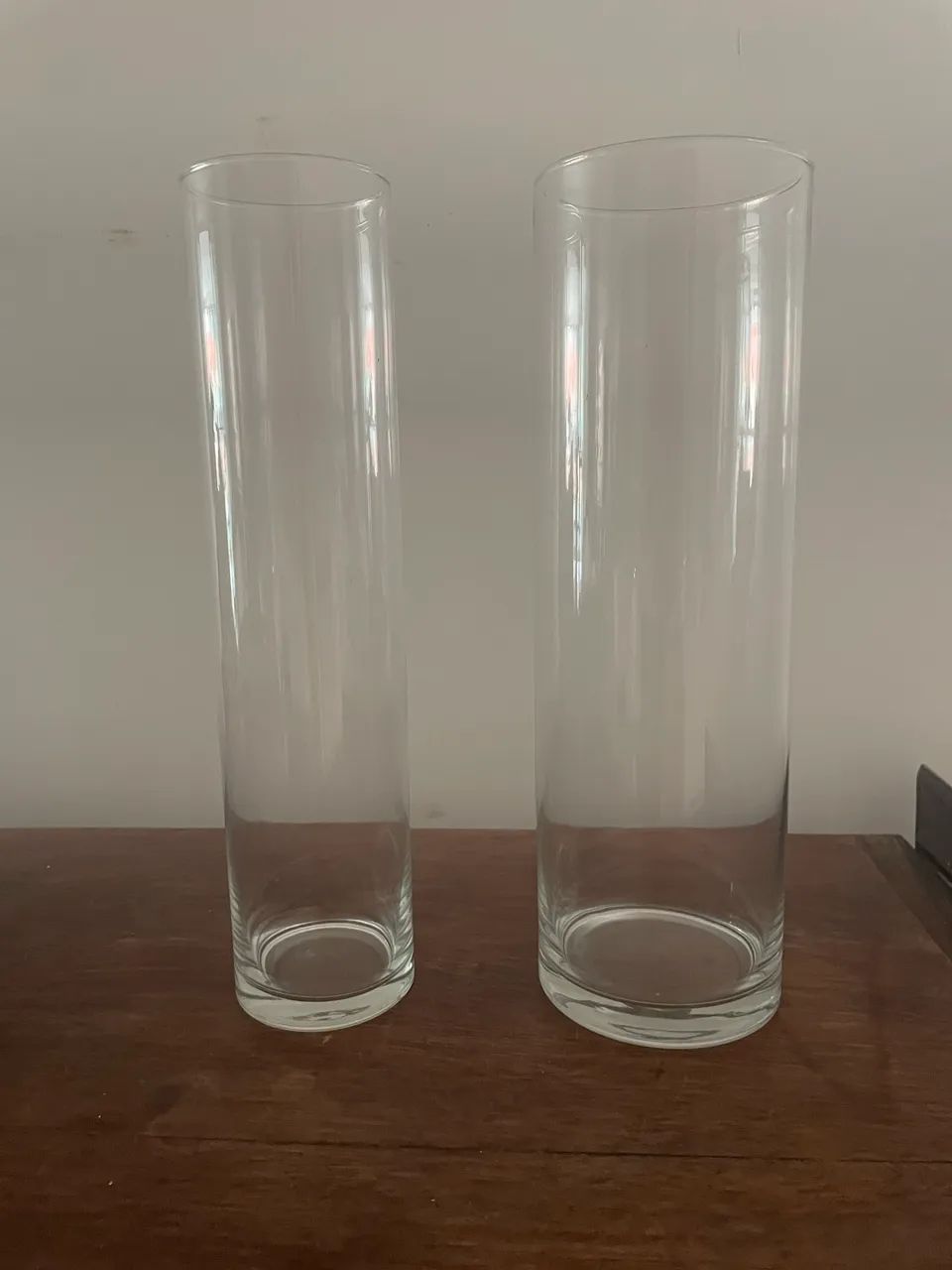 02 Vasos Vidro lindo decoração 12d e 9d x 28 altura  - Foto 2