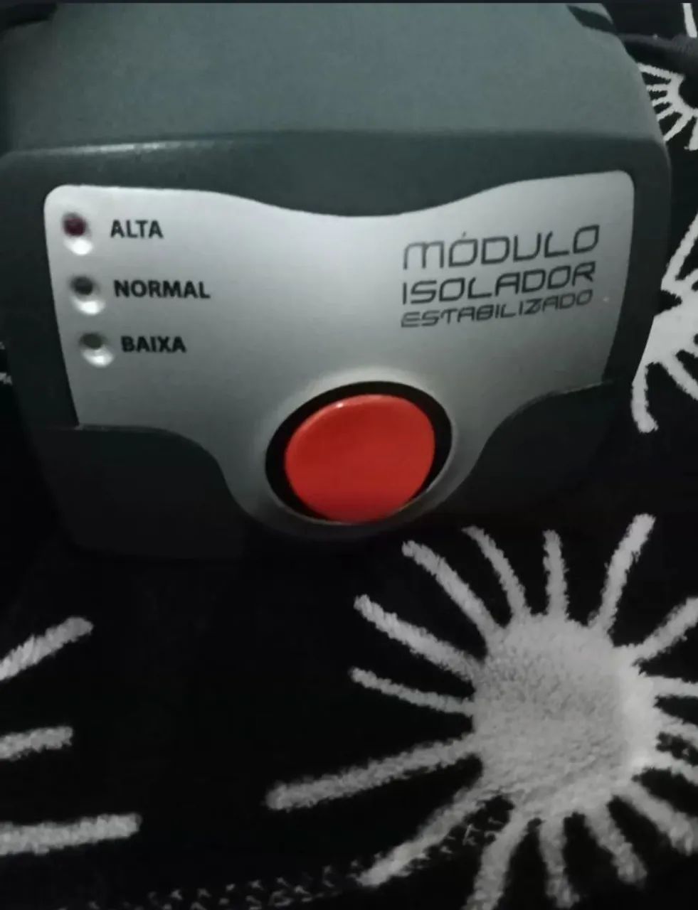 VENDO MÓDULO ISOLADOR ESTABILIZADO COM DEFEITO.