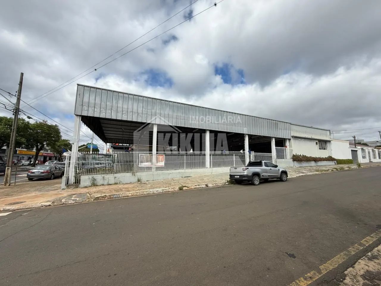 IMÓVEL COMERCIAL PARA VENDA EM OFICINAS