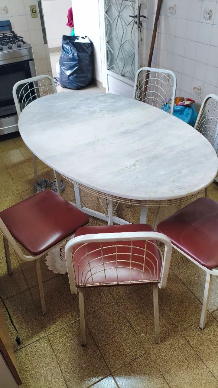 Mesa de jantar 6 lugares 