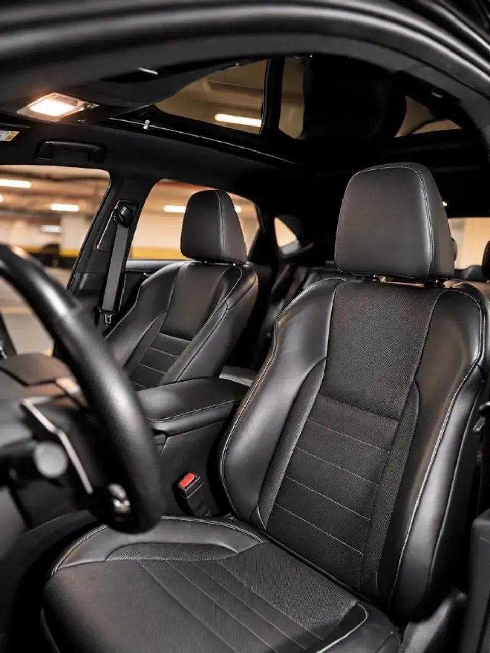Lexus NX-300 F-sport 2.0 16V 238cv Aut., foto 3 de 6