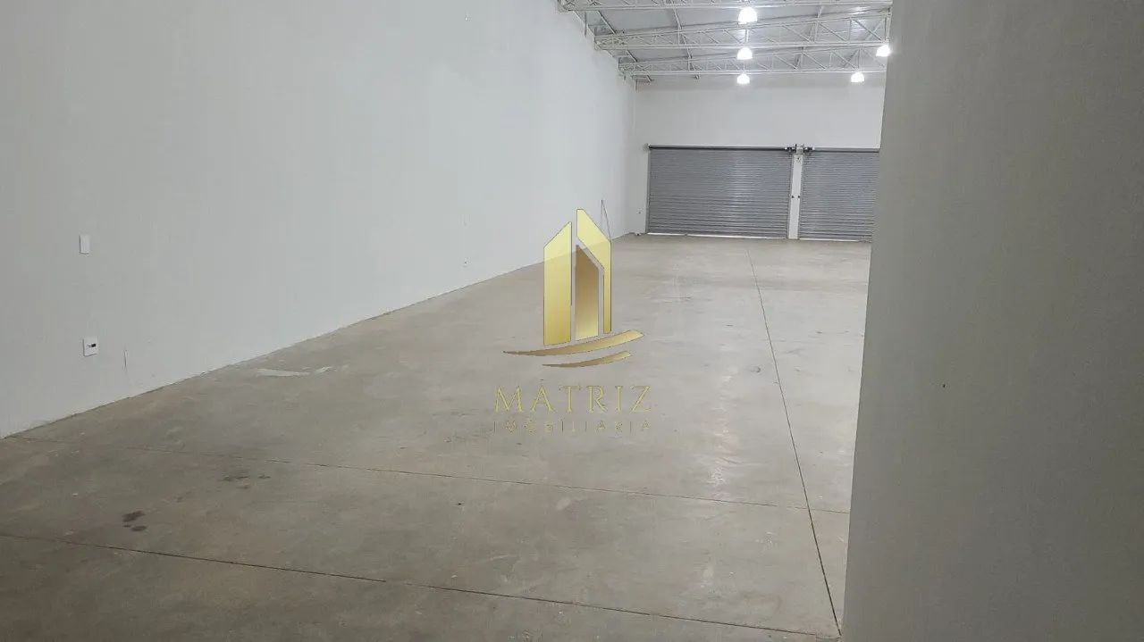 Prédio comercial em avenida para locação - Foto 2