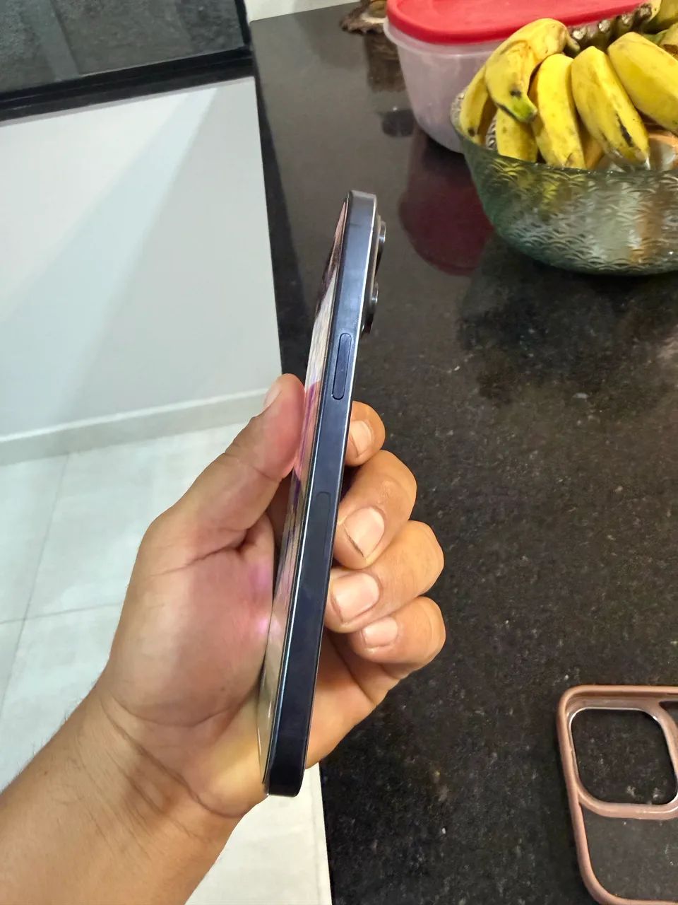 iPhone 15 Pro Max - Foto 2