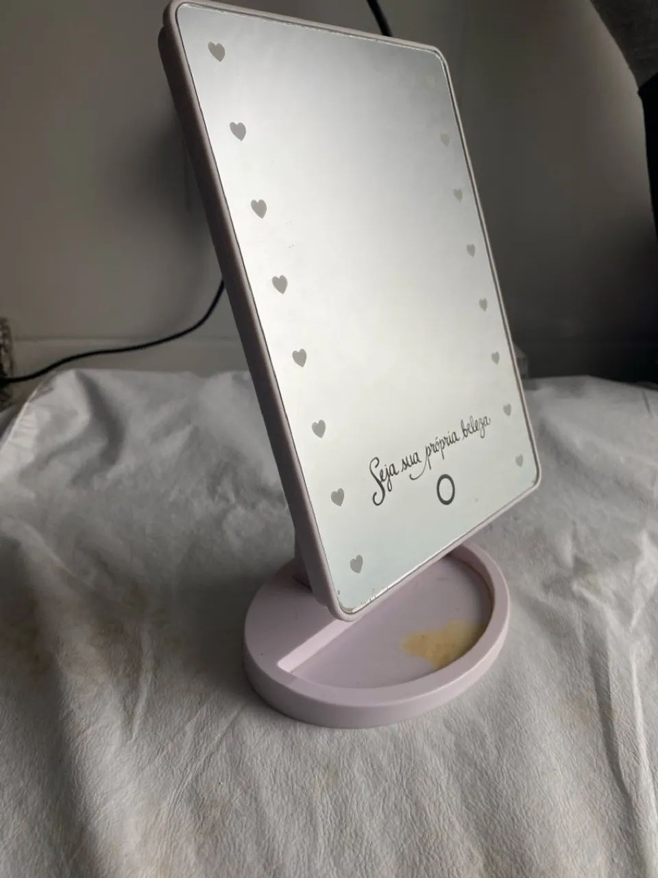 Espelho de mesa com iluminação 