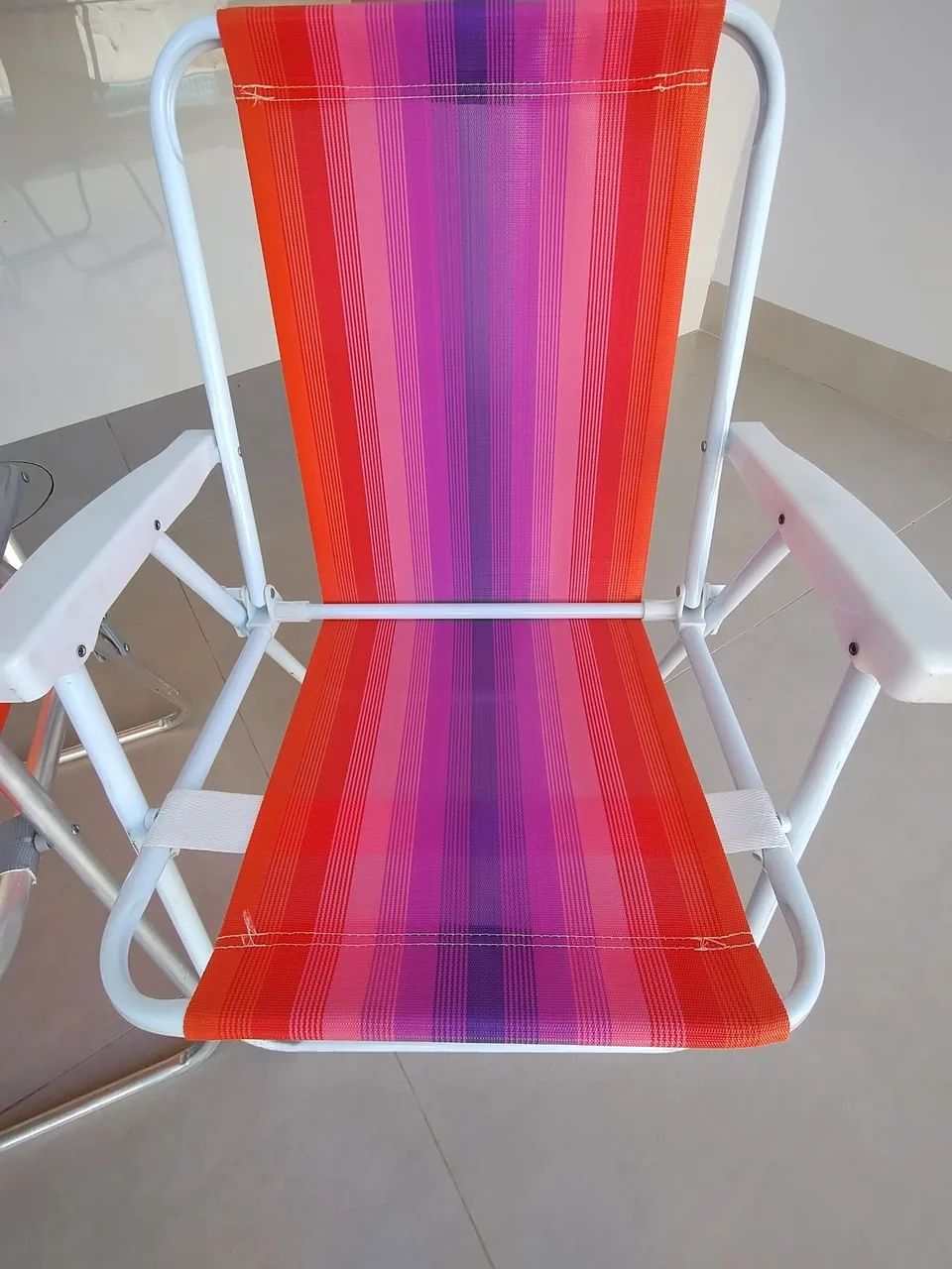 Vende-se 03 cadeiras de praia.