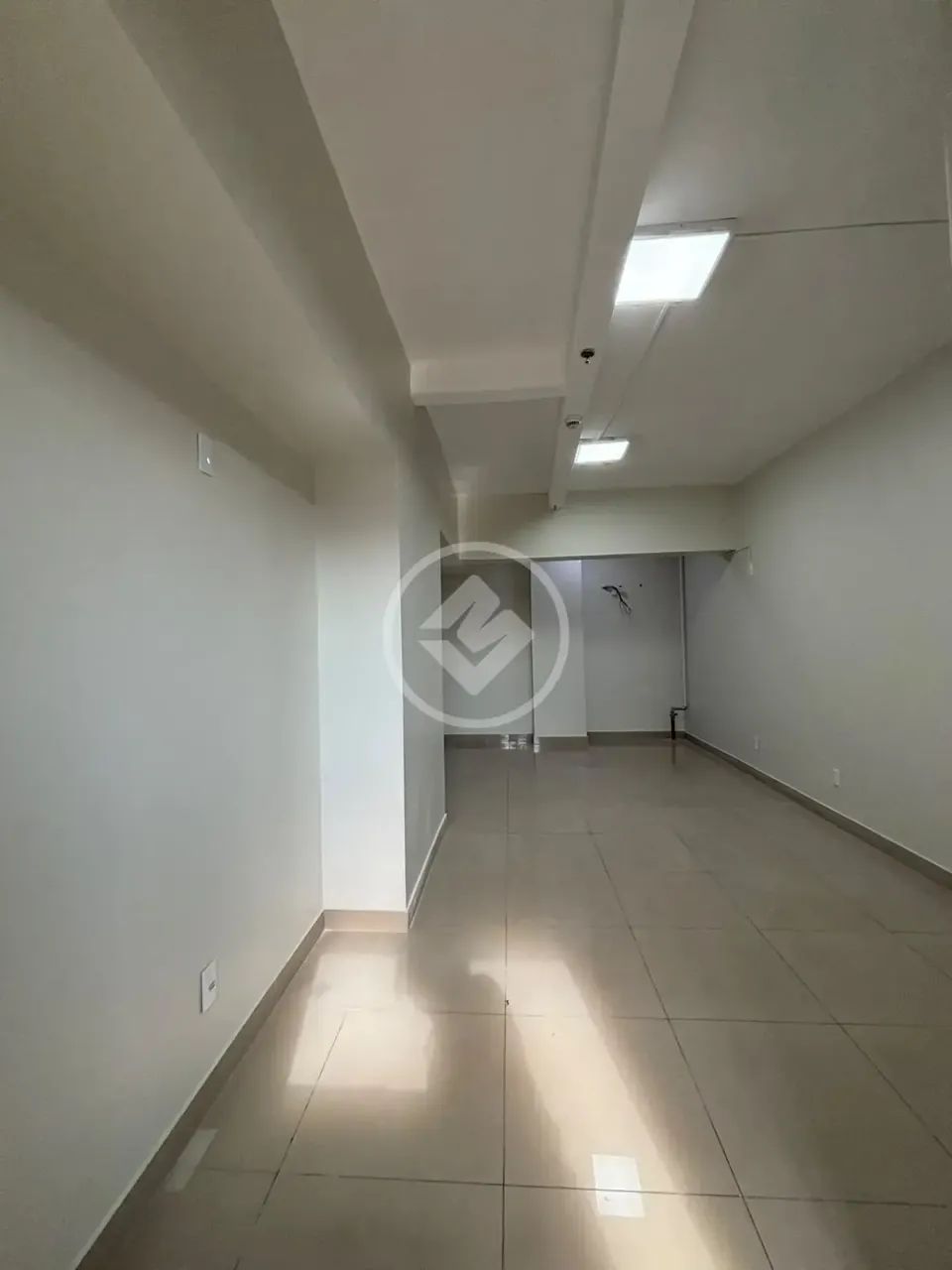 Aluga-se Sala Comercial Com 2 Pavimentos no Ibis Hotel JK codigo: 384366 - Foto 3