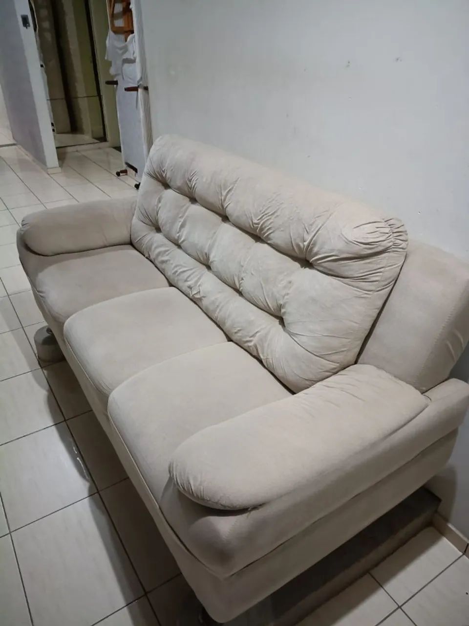 Vendo geladeira e sofa