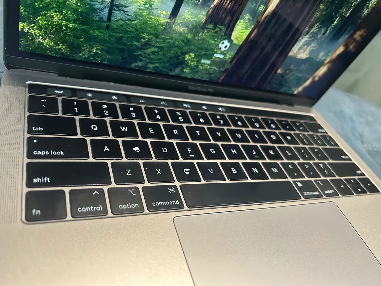 MacBook Pro 2019 TOUCHBAR I7 || 16Gb RAM || 1Tb SSD - Foto 4