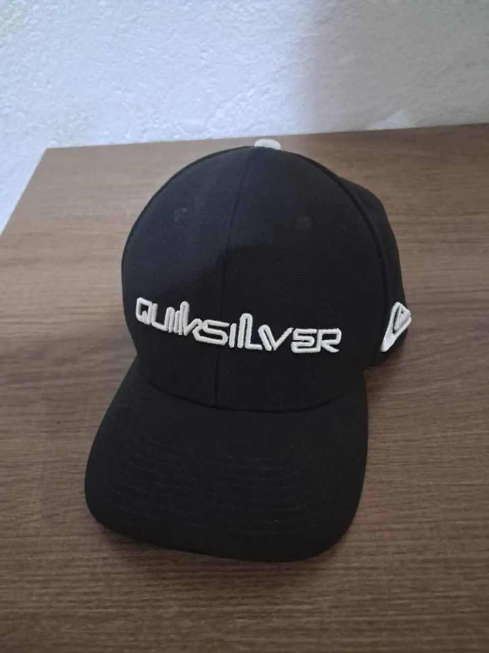 Boné Quiksilver usado em ótimo estado  - Foto 4