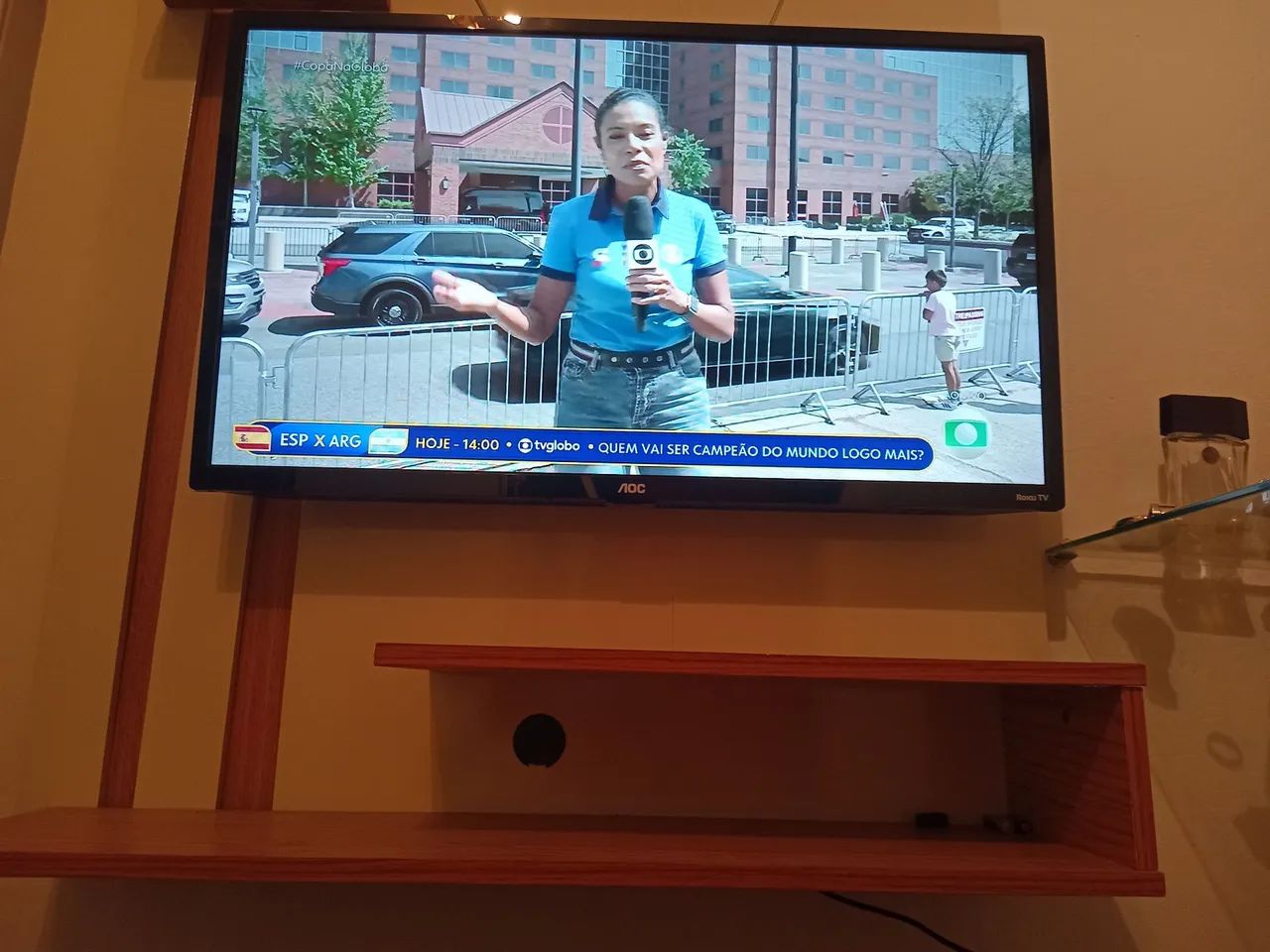  Rack  de parede com televisão   32 polegadas  - Foto 5