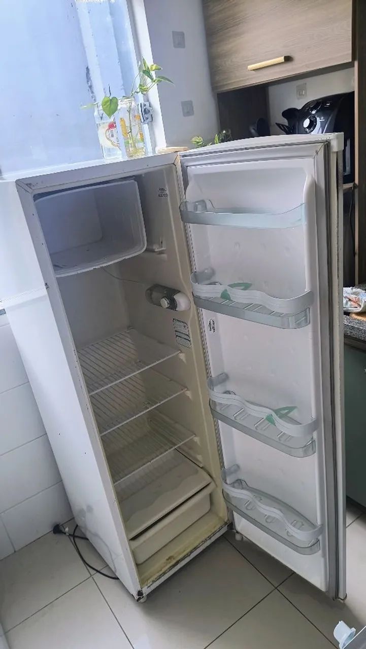 Geladeira Consul 280L - Foto 3