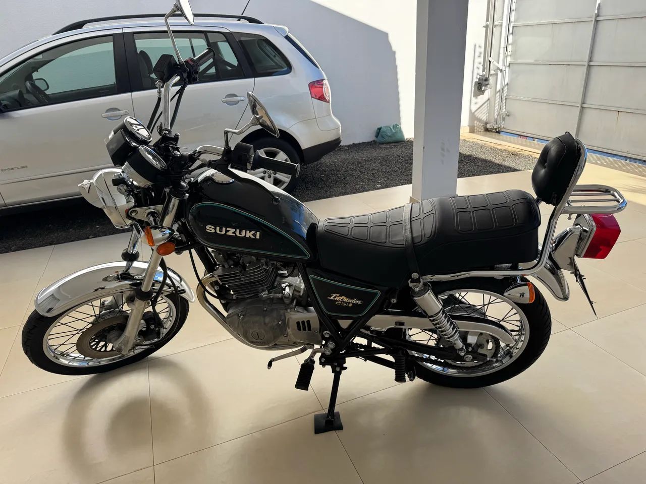 Suzuki Intruder 250 cc 2001 - Foto 2