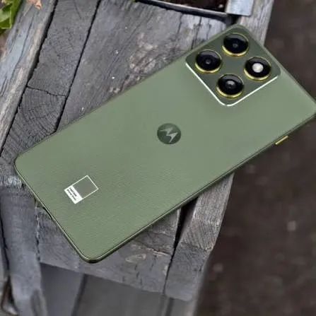 Motorola Edge 70 5G 256GB Bronze Green - Foto 4